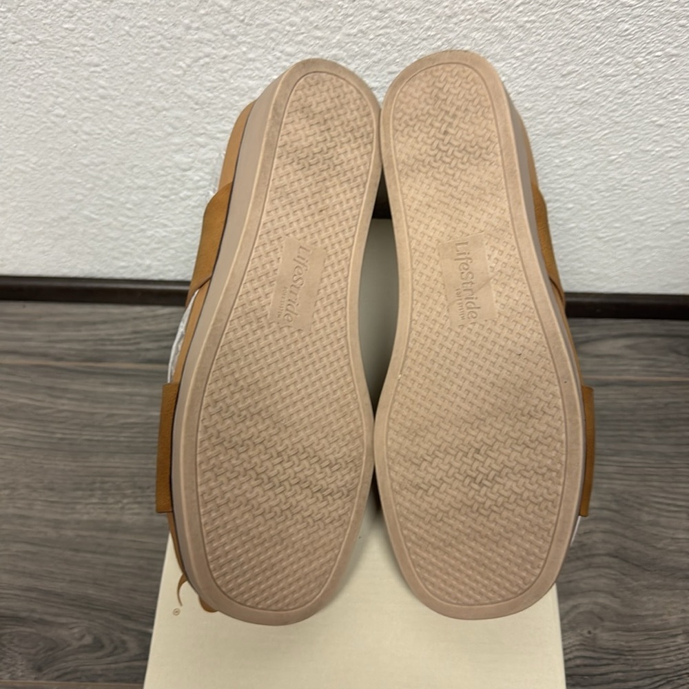 LifeStride Women's Georgina Slingback Sandal (WIDE) - Picture 10 of 10